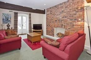 11 River View - Image 4