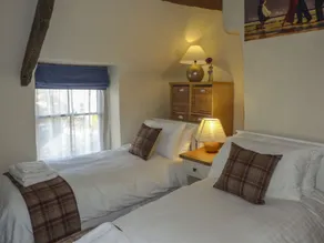 Strawberry Rose Cottage - Image 3