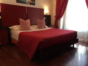 B&B Martini House - Image 3