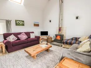 The Long Barn - Image 4