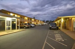 Albion Hotel - Image 3