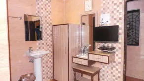Hotel Shadab Palace - Image 3