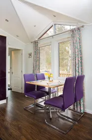 Beautiful 2 Bed Chalet Hot Tub near Strathpeffer - Image 2