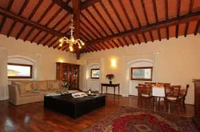 Florence View Apartments - Image 3