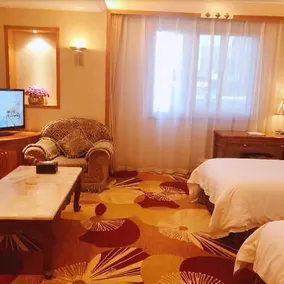 Golden Sun Hotel - Image 4
