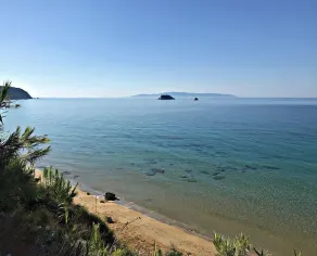 Beach Front Villa with Private 50m Path to Secluded Beach - Image 3