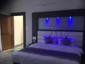 Goroomgo Kavyansh Villa Near Mall Road Bhimtal - Image 4