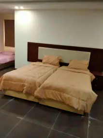hotel ghusun - Image 5