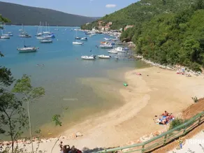 Ana Brgod in Brgod With 3 Bedrooms and 4 5 Bathrooms - Image 5