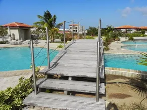 A Star Oasis Condo - Image 5