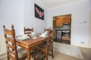Chesham Place - Image 4