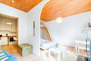 Large one Room Apartment - Notre Dame de la Garde - Image 5