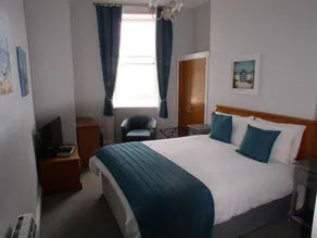 St. Magloire Guesthouse - Image 2