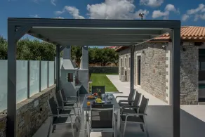 Alexia s Luxury Oasis - Image 5
