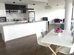 Doncaster Apartment - Image 2
