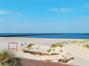 Enthralling Holiday Home in Hvide Sande Near Beach - Image 3