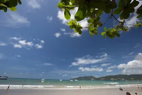 OYO 255 The Ocean Hotel Patong - Image 3