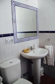 Hostal El Espinel - Image 3