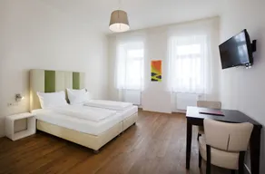 Hahn Boardinghouse - Image 4