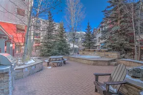 Appartement avec piscine, jacuzzi et sauna | Vue lac | À côté du ski - Image 5