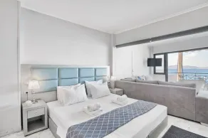 Chic Modern Seaside Oasis -Sunny Piraeus - Image 2