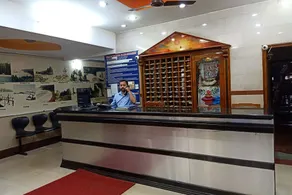 Hotel Navaratna Deluxe by OYO Rooms - Image 3