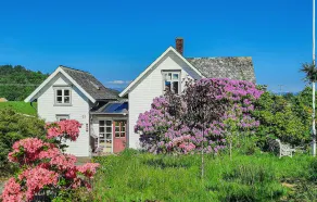 Nice Home in Høylandsbygd With 4 Bedrooms and Wifi - Image 5
