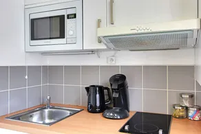 Short Stay Group Museum View Serviced Apartments - Image 3