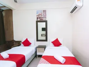 Nawawi's Cottage - Image 2