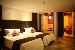 Vogue Bali Yuanshu Hotspring Hotel - Image 4