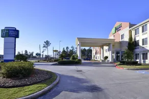 Holiday Inn Express Hotel and Suites Houston Kingwood - Image 4