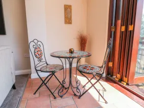Netherfield Cottage - Image 5