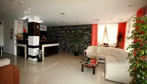 Obzor City Hotel - Image 2