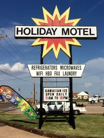 Holiday Motel - Image 5