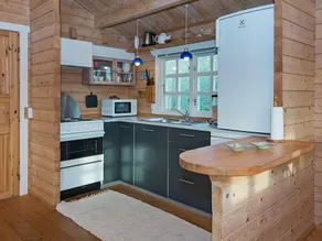 Vibrant Holiday Home in Jutland With Roofed Terrace - Image 5