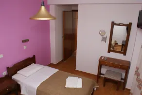Stam & John Apartments - Image 4