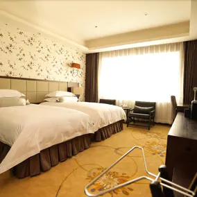 X Hotel - Image 3