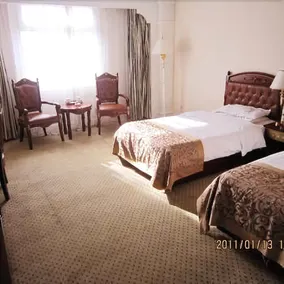 Spring Castle Hotel - Image 5
