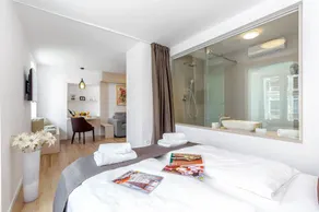 Apartment Wow - Image 3