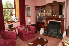 Meredith House Swansea - Image 2