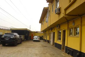 Adesuwa Royal Guest House Ipaja - Image 4