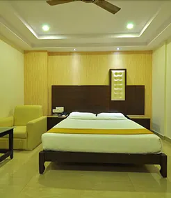 Hotel Premier Comforts - Image 5