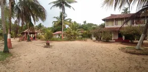 Pozhiyoram Beach Resort - Image 3