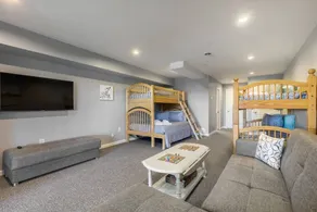 Happy Hideaway - Image 2