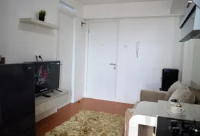 Roomku At Bassura City Apartment - Image 5