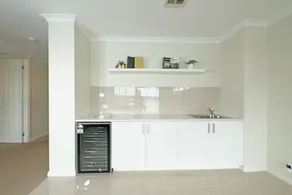 Luxury Waterfront SpaciousHouse Lakeview - Image 4