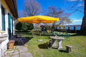 Ca' Bianca By The Lake and Lake access - Image 3