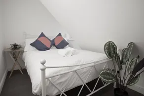 Short Stay Bristol - Bellevue 4 Apartment - Image 3
