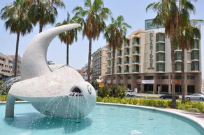 Claridge Hotel Dubai - Image 3