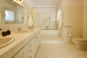 Villa Noa in Sarwnida - Image 3